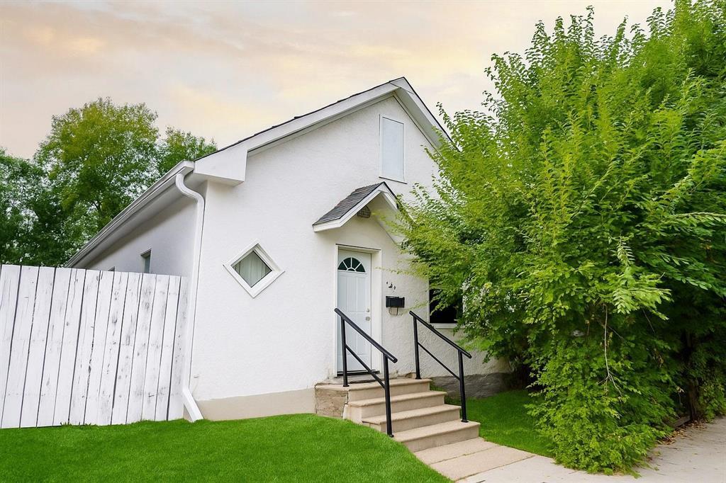 Property image for 181 Des Meurons Street|Winnipeg, Manitoba R2H2M6