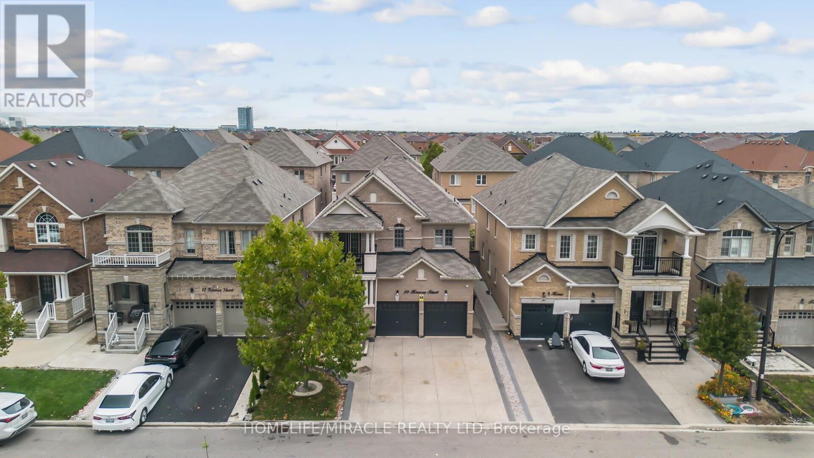 Property image for 10 KENORA STREET|Brampton (Credit Valley), Ontario L6X5N8