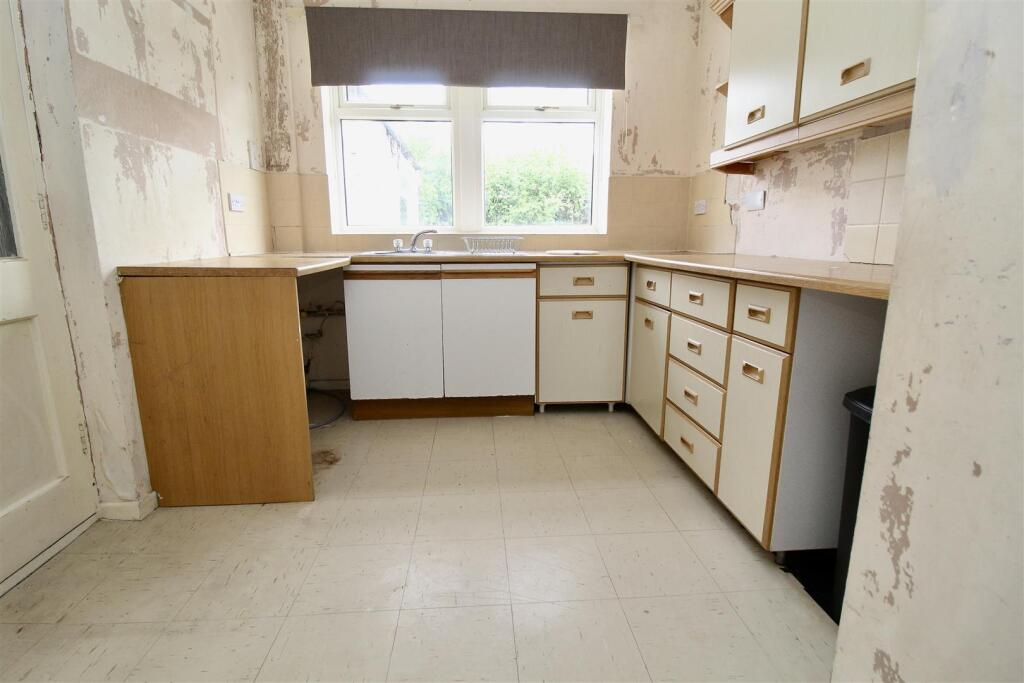 Additional image 16 of Heathland Avenue, Shard End, Birmingham