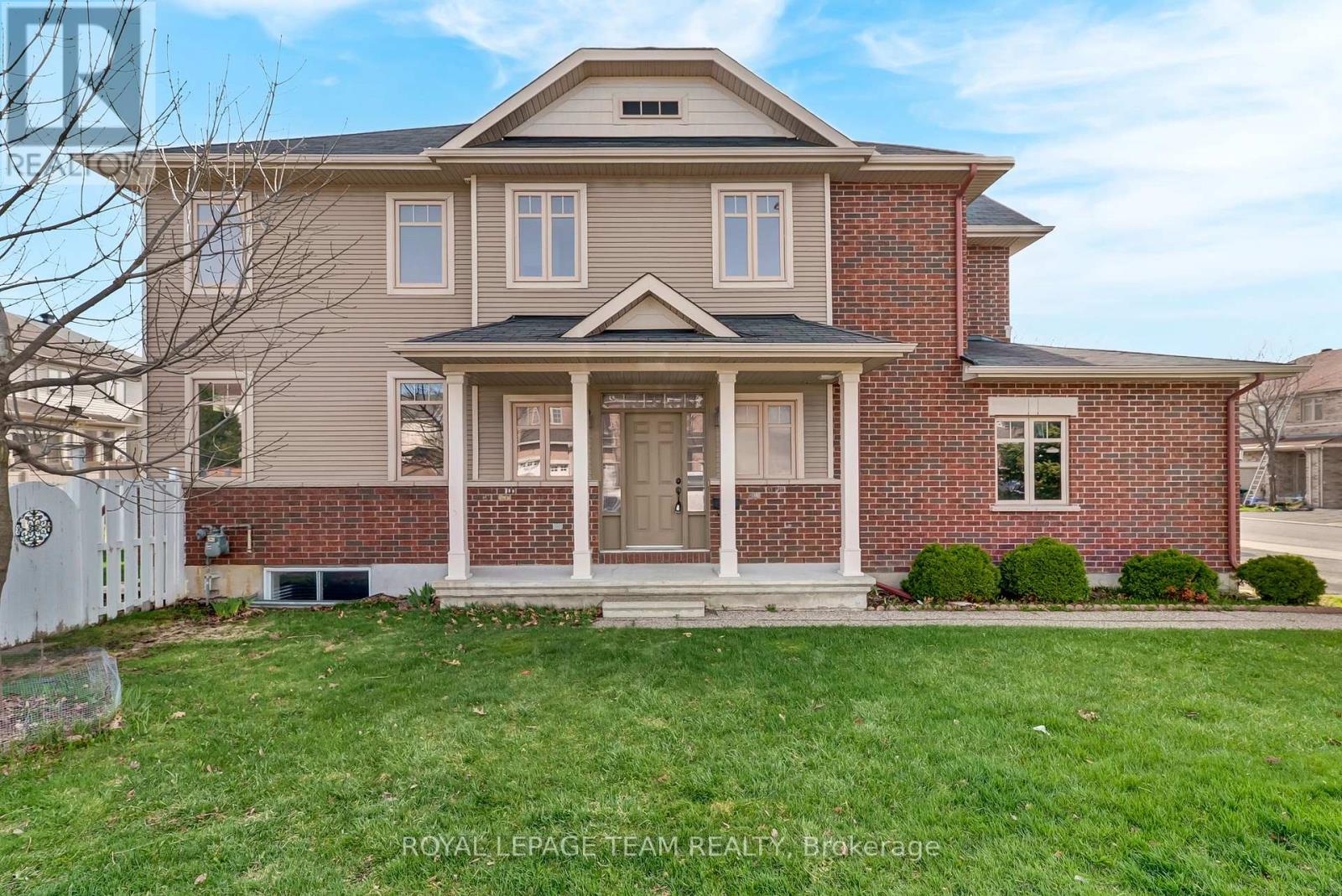 74 MADELON DRIVE|Ottawa, Ontario K2J5C5