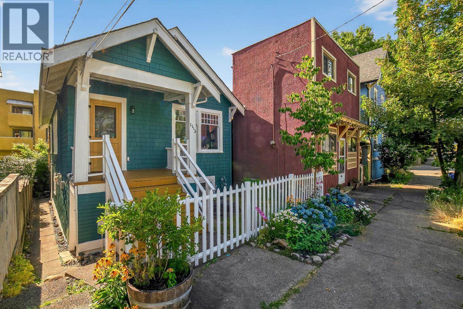 Property image for 1113 MCLEAN DRIVE|Vancouver, British Columbia V5L3N5