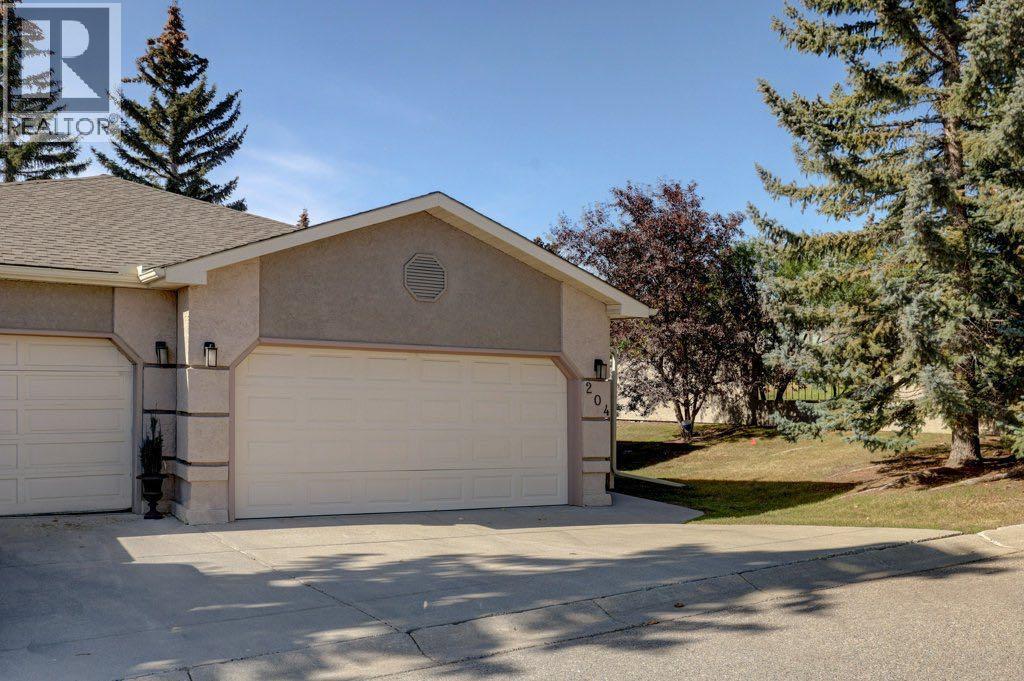 Property image for 204 Silver Creek Mews NW|Calgary, Alberta T3B5L1