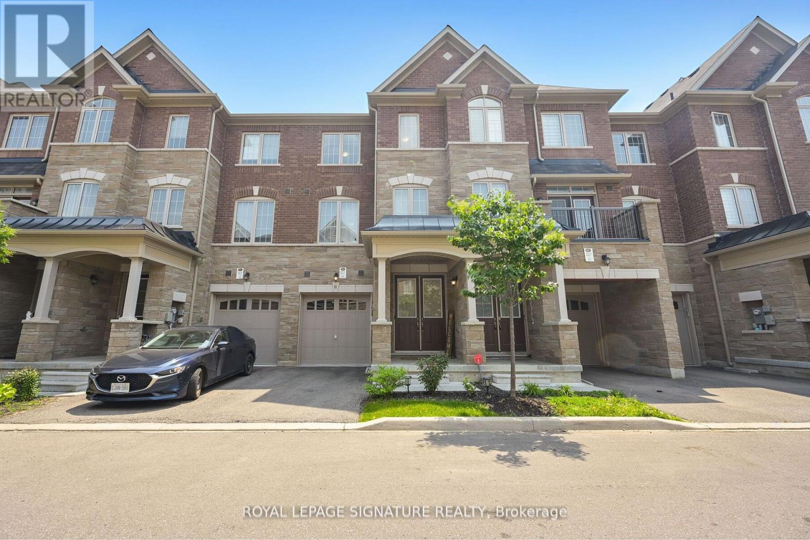 Property image for 31 FAYE STREET|Brampton (Bram East), Ontario L6P4M9