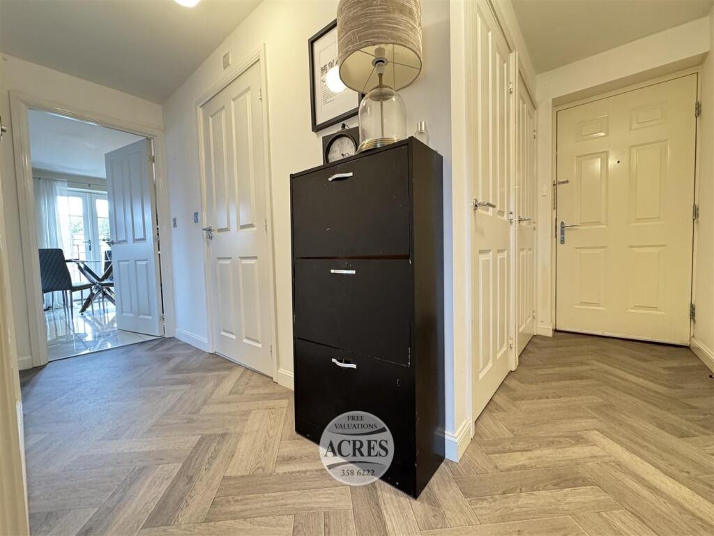 Additional image 10 of Horseshoe Crescent, Great Barr, Birmingham