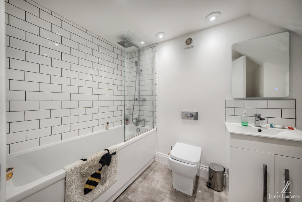 Additional image 11 of Investment Sale (Freehold, Commercial & 5 Apartments) - Tennial Wharf, 21 Ludgate Hill, Jewellery Qu