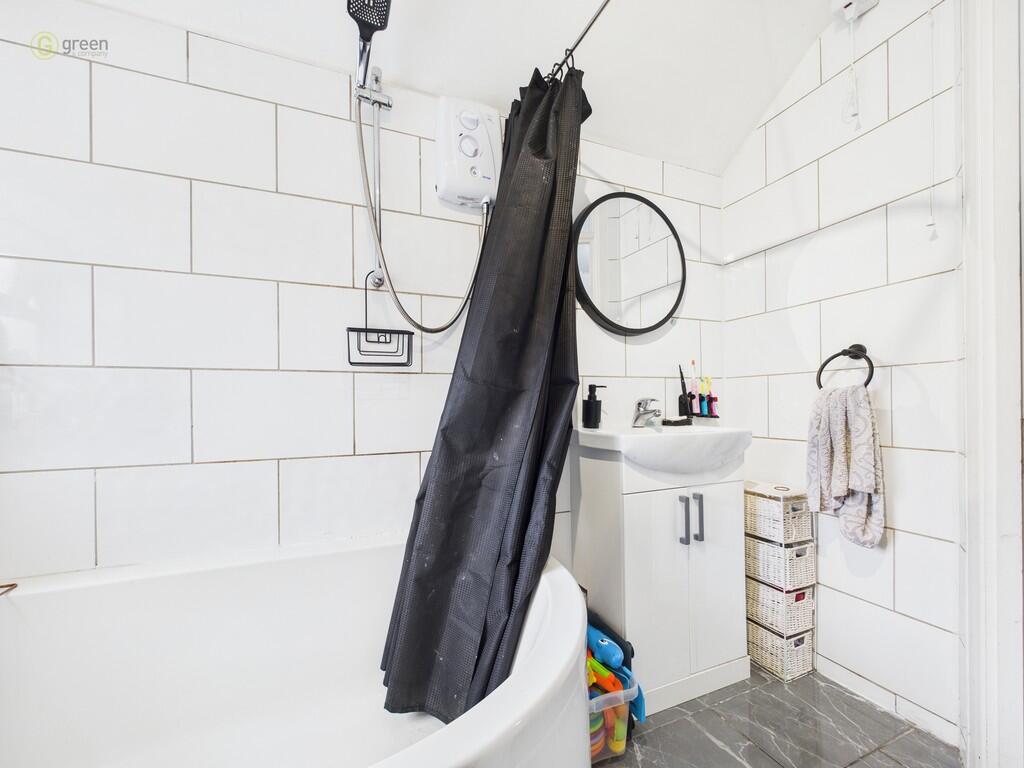 Additional image 25 of Laburnum Avenue, Kingshurst