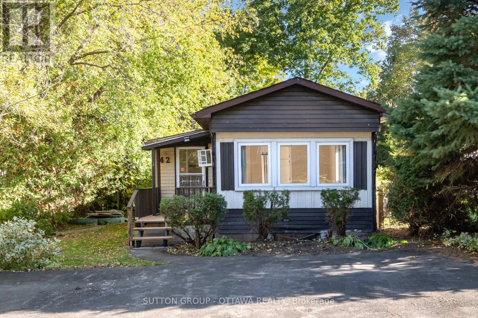 42 - 7481 MITCH OWENS ROAD|Ottawa, Ontario K1G3N4