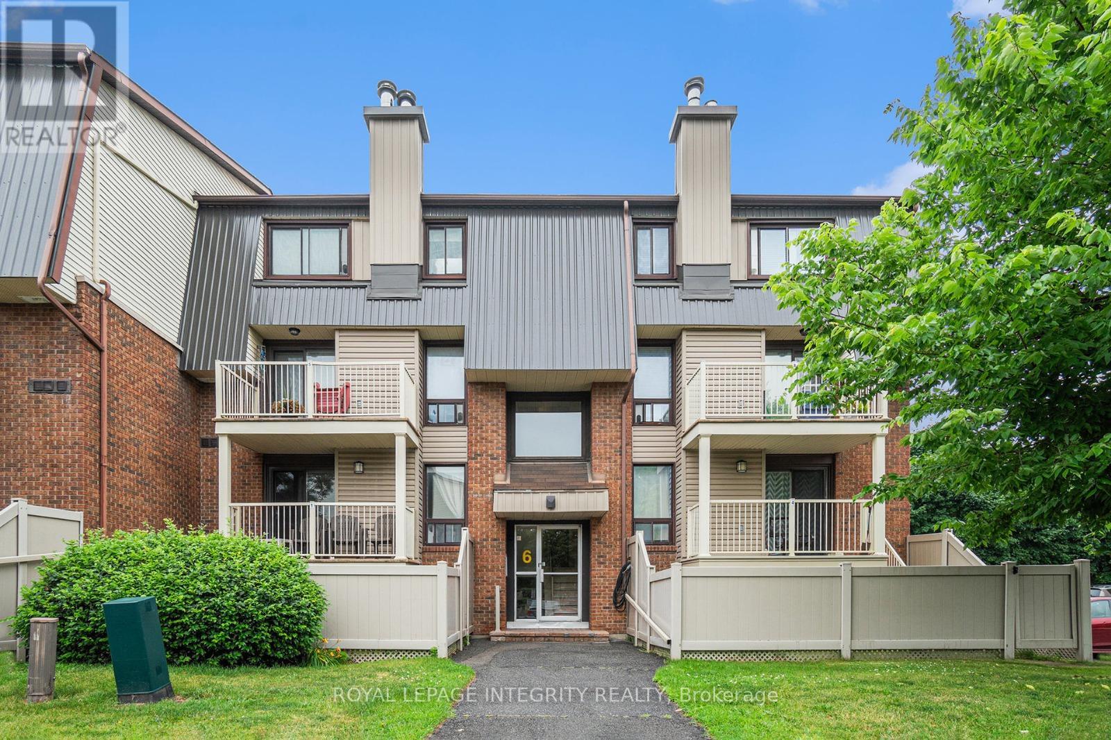 7 - 6 SWEETBRIAR CIRCLE|Ottawa, Ontario K2J2K4