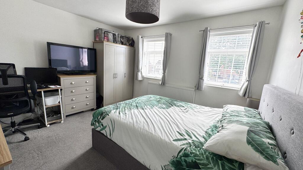 Additional image 5 of Meadway, B33