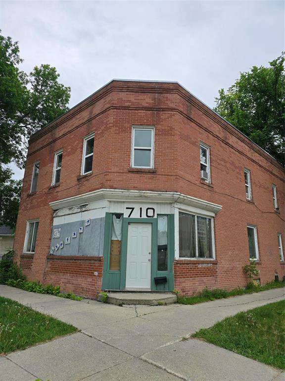 Property image for 710 Aberdeen Avenue|Winnipeg, Manitoba R3E2B5