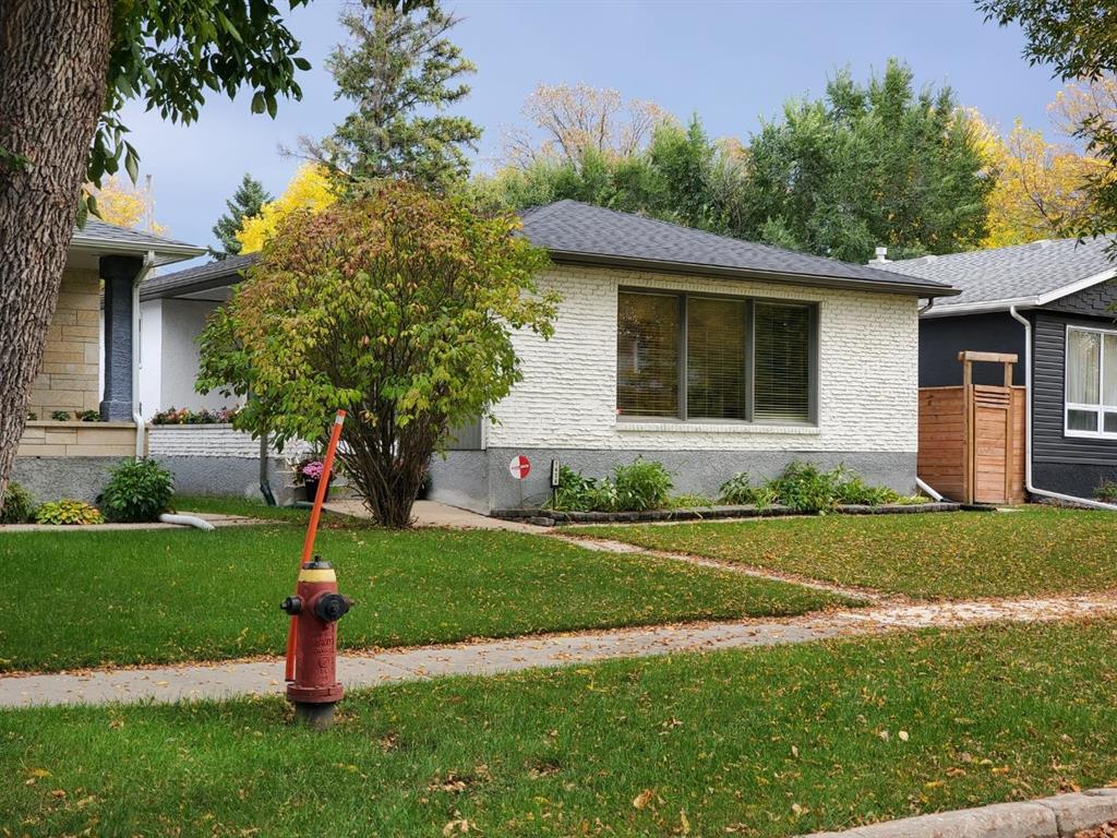 1428 Mathers Bay E|Winnipeg, Manitoba R2M2J9