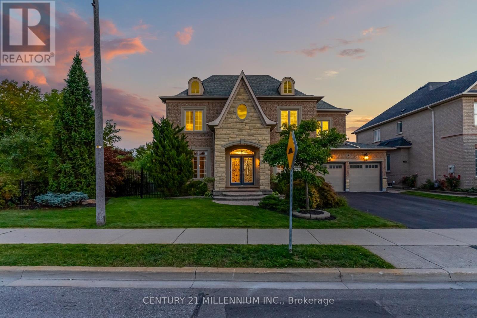 Property image for 29 EIFFEL BOULEVARD|Brampton (Vales of Castlemore North), Ontario L6P1W3