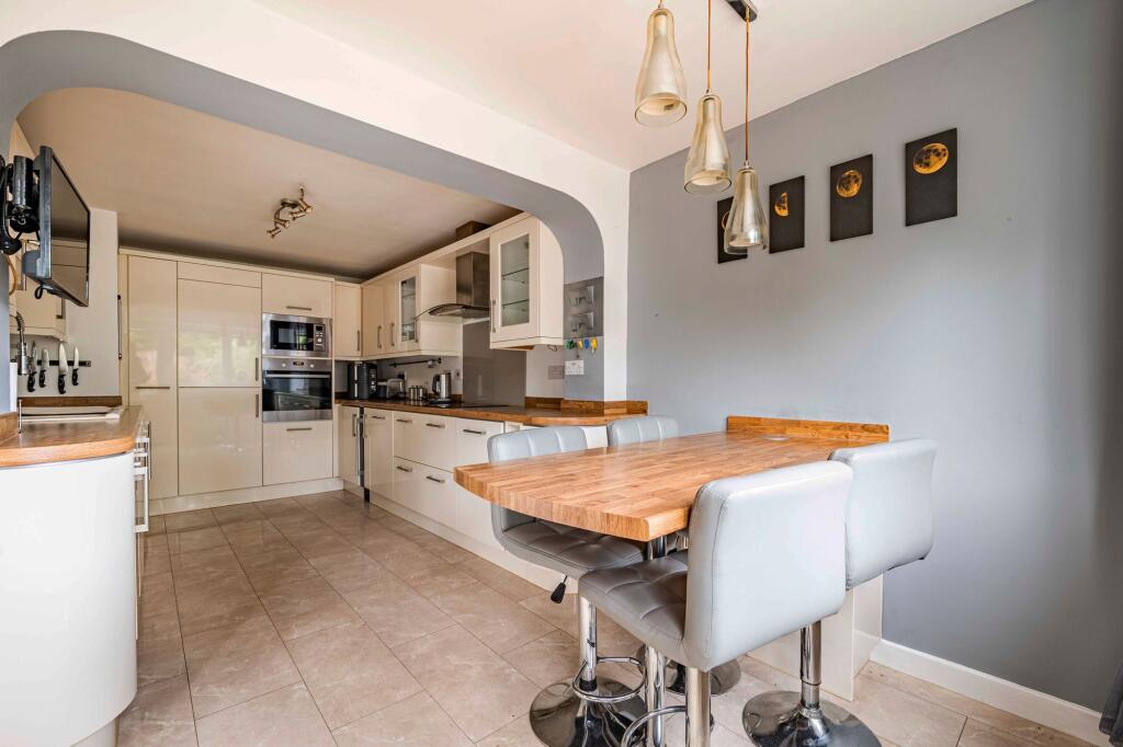 Additional image 3 of Canterbury Drive, Marston Green, B37