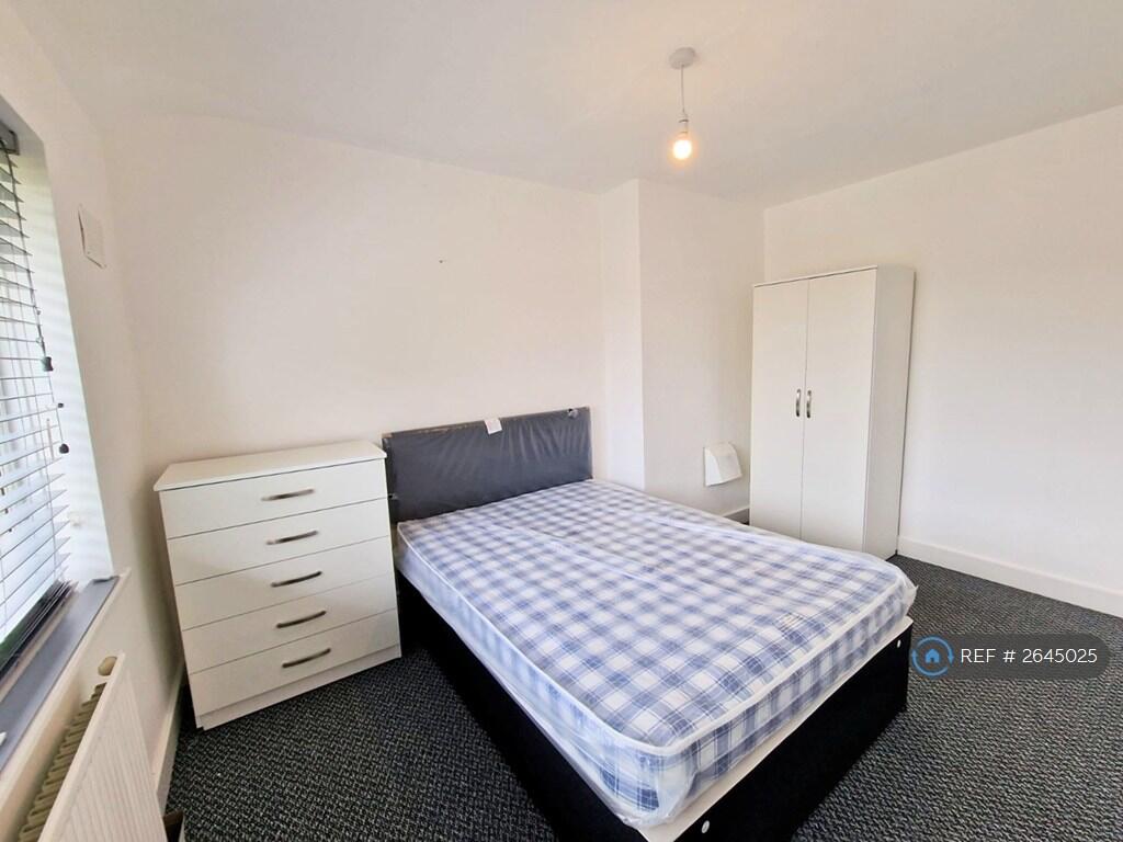 Additional image 18 of Aylesbury Crescent, Birmingham, B44