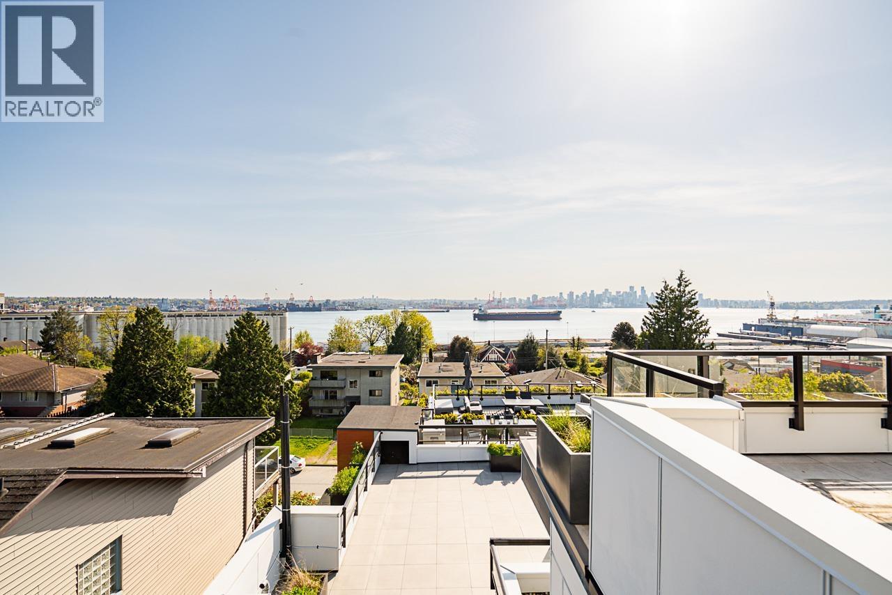 Property image for 2 434 E 1ST STREET|North Vancouver, British Columbia V7L1B7