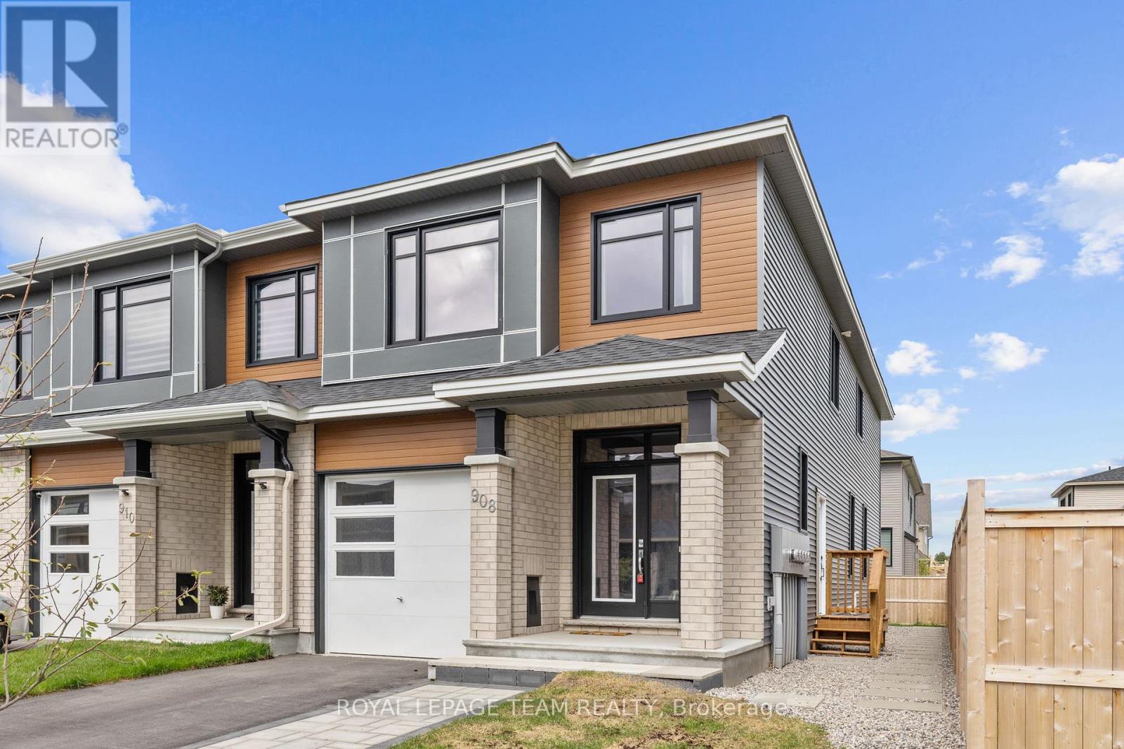 Property image for 908 CLARKIA STREET|Ottawa, Ontario K1T0X9