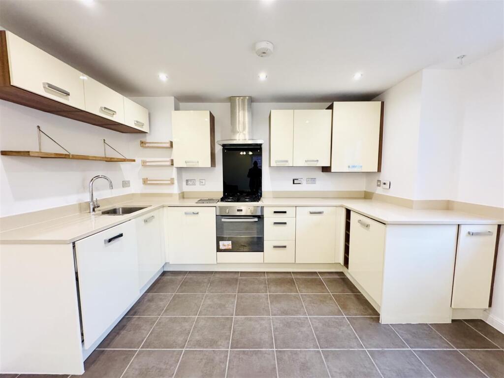 Additional image 2 of Horseshoe Crescent, Birmingham