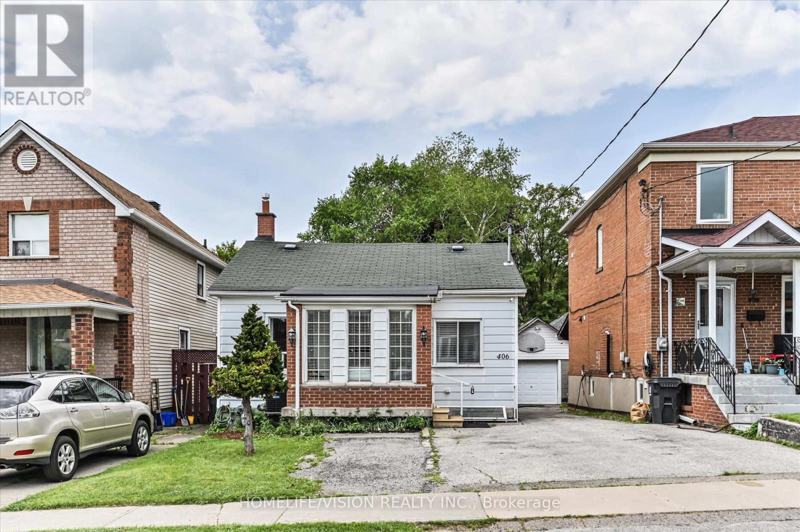 Property image for 406 NAIRN AVENUE|Toronto (Caledonia-Fairbank), Ontario M6E4J3