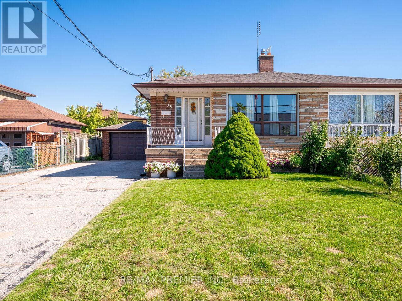 Property image for 55 PLUNKETT ROAD|Toronto (Humber Summit), Ontario M9L2J4