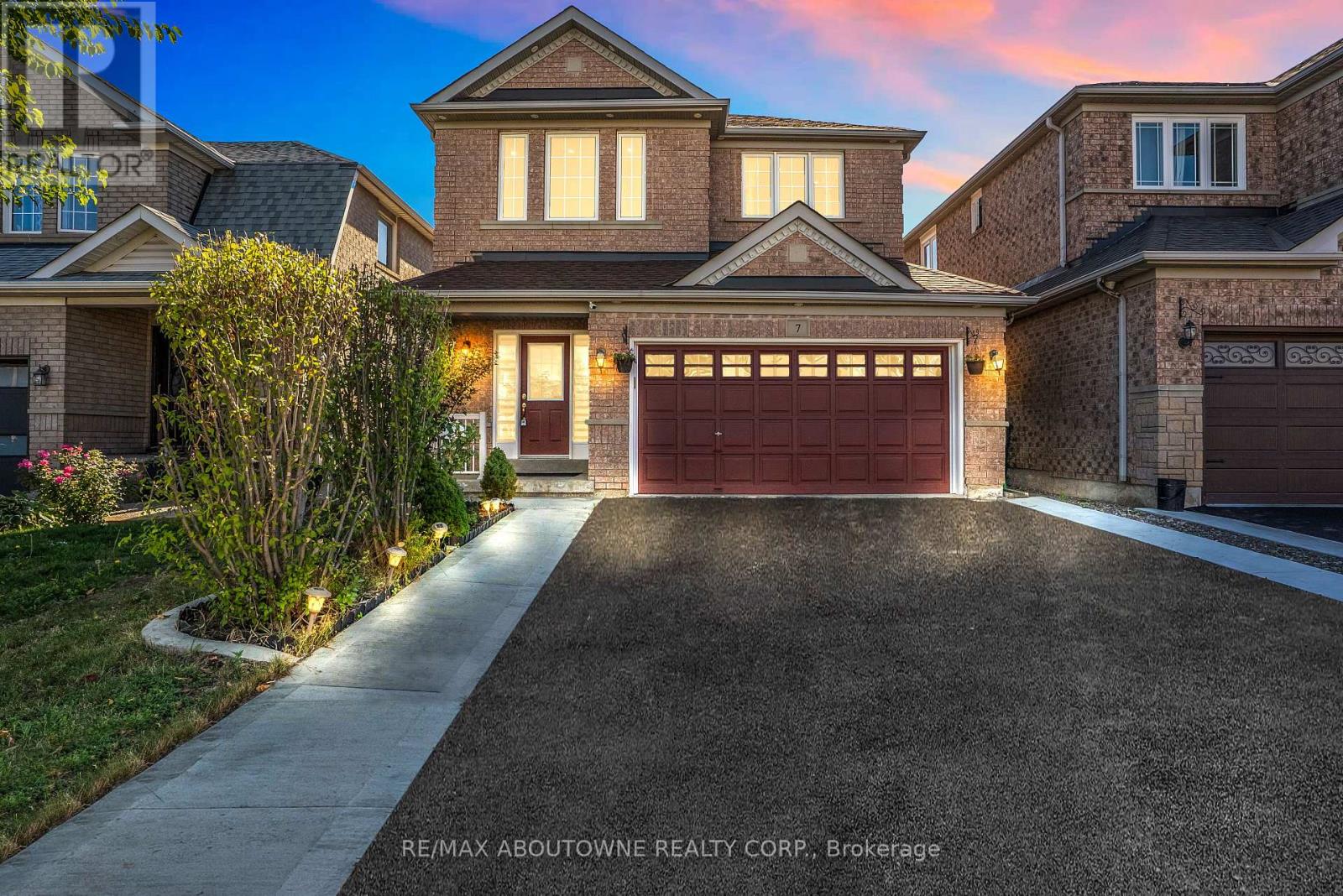 7 ROCKROSE DRIVE|Brampton (Sandringham-Wellington), Ontario L6R2Z6