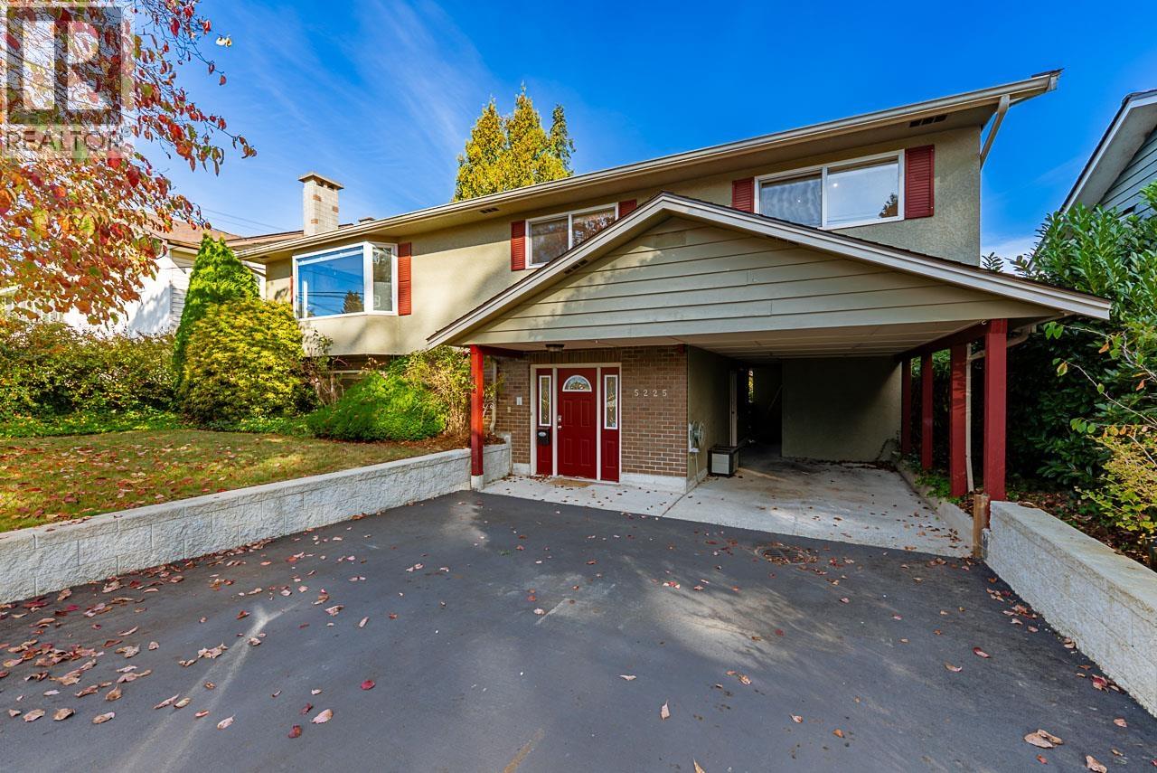 5225 KINCAID STREET|Burnaby, British Columbia V5G1W1