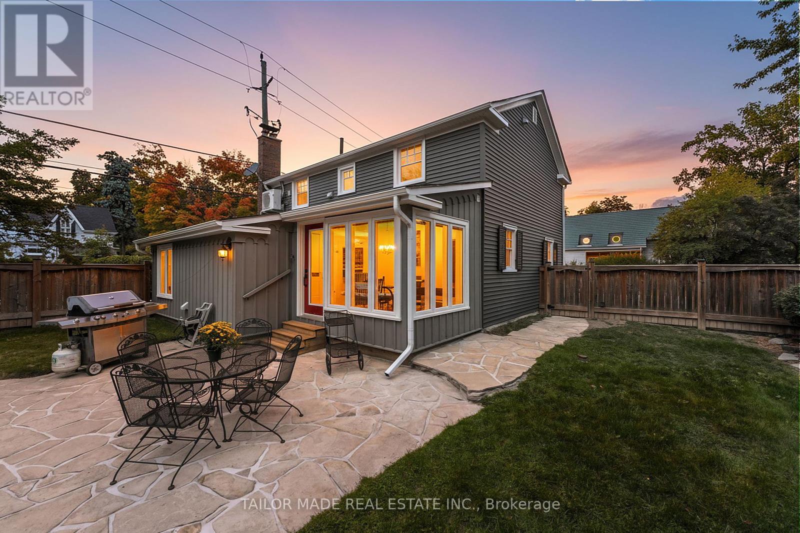 Property image for 19 ISABELLA STREET|Brampton (Downtown Brampton), Ontario L6X1P4