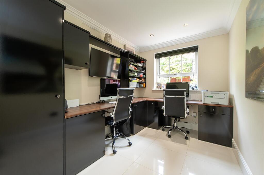 Additional image 17 of Blakesfield Drive, Barnt Green