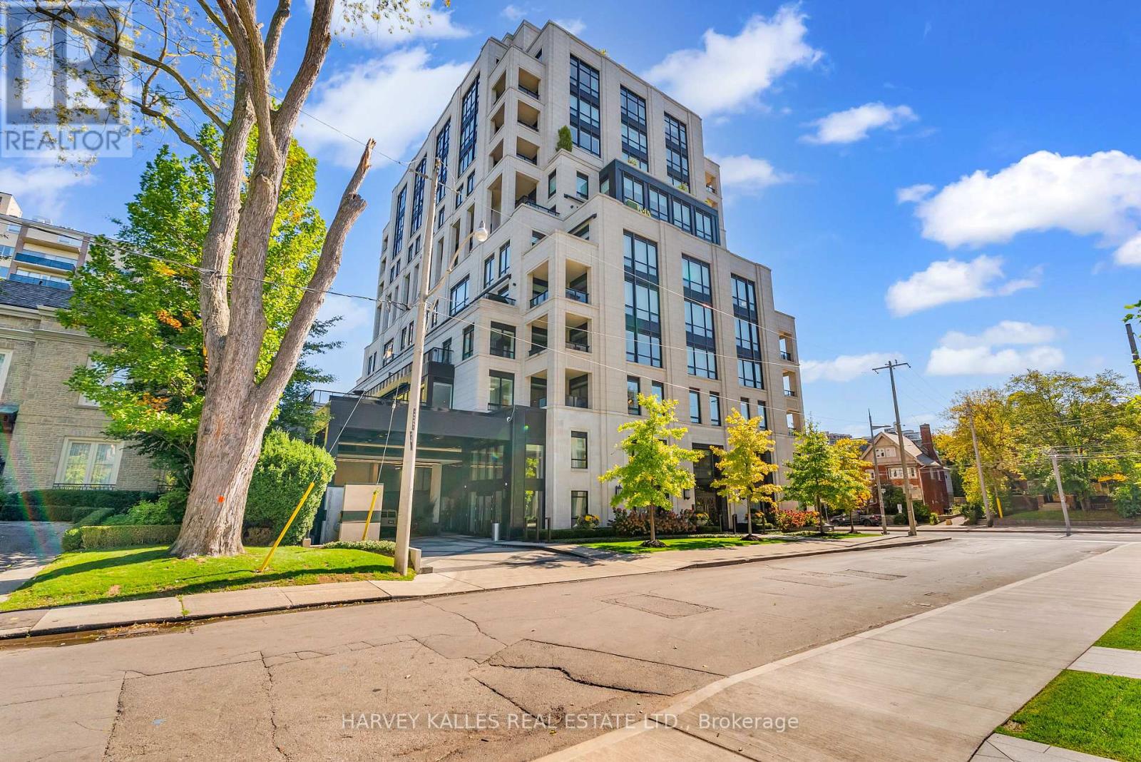 Property image for 305 - 1 FOREST HILL ROAD|Toronto (Casa Loma), Ontario M4V1R1