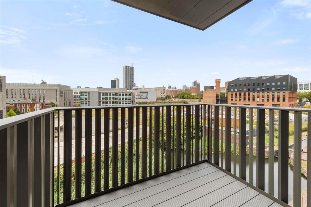 Additional image 16 of BRAND NEW APARTMENTS- Glasswater Locks, Birmingham, B4