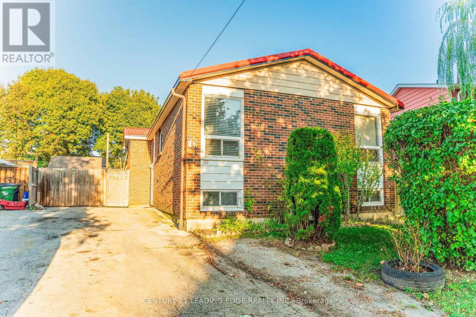 Property image for 77 SNOWBALL CRESCENT|Toronto (Malvern), Ontario M1B1S5