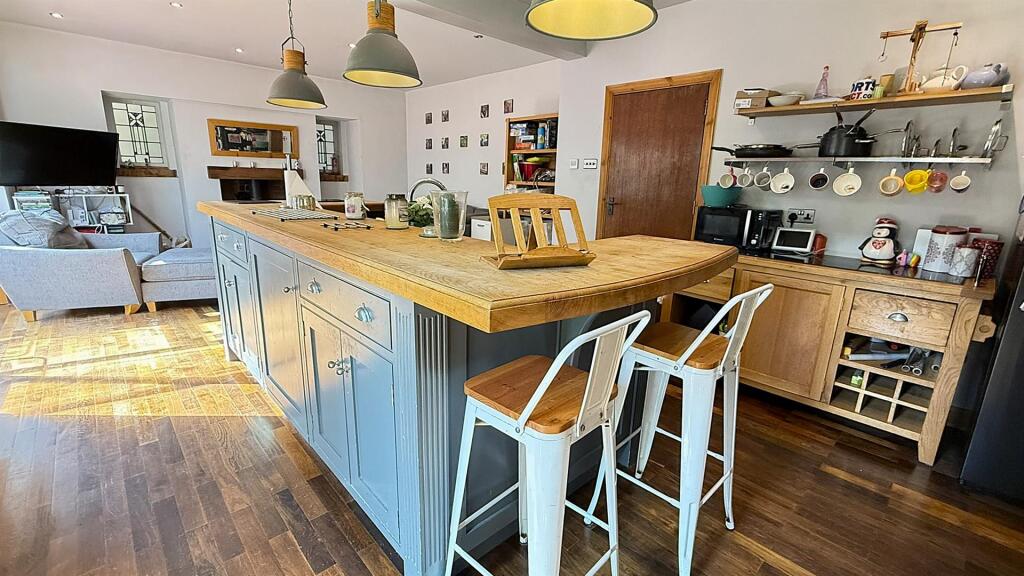 Additional image 8 of Grange Hill Road, Birmingham