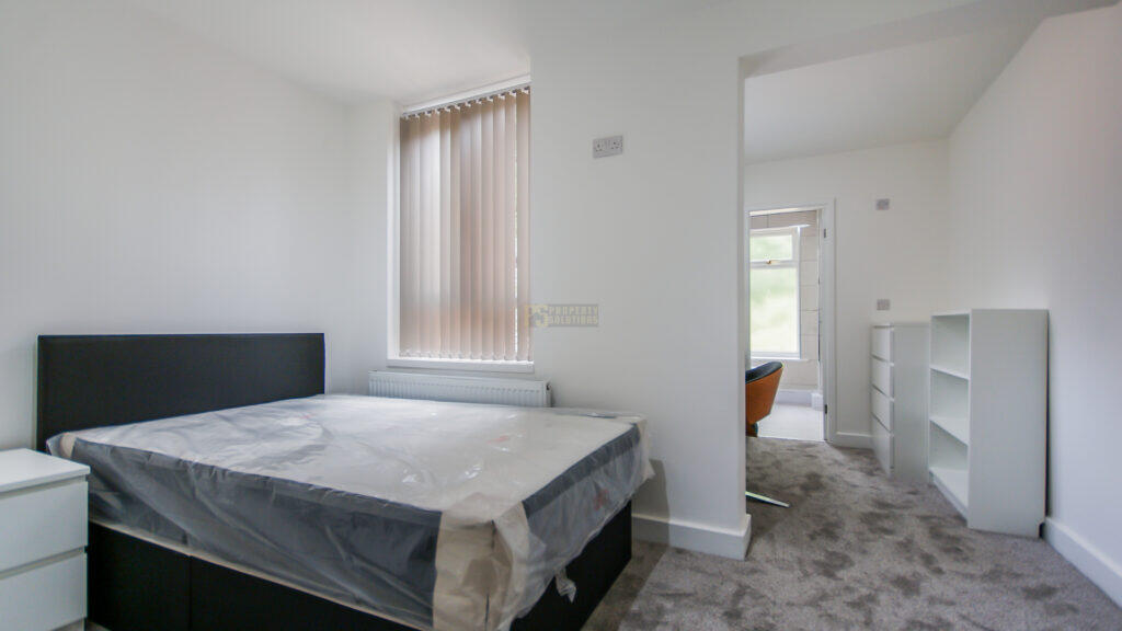 Additional image 5 of Oxford Street, Stirchley, Birmingham, B30 2LE