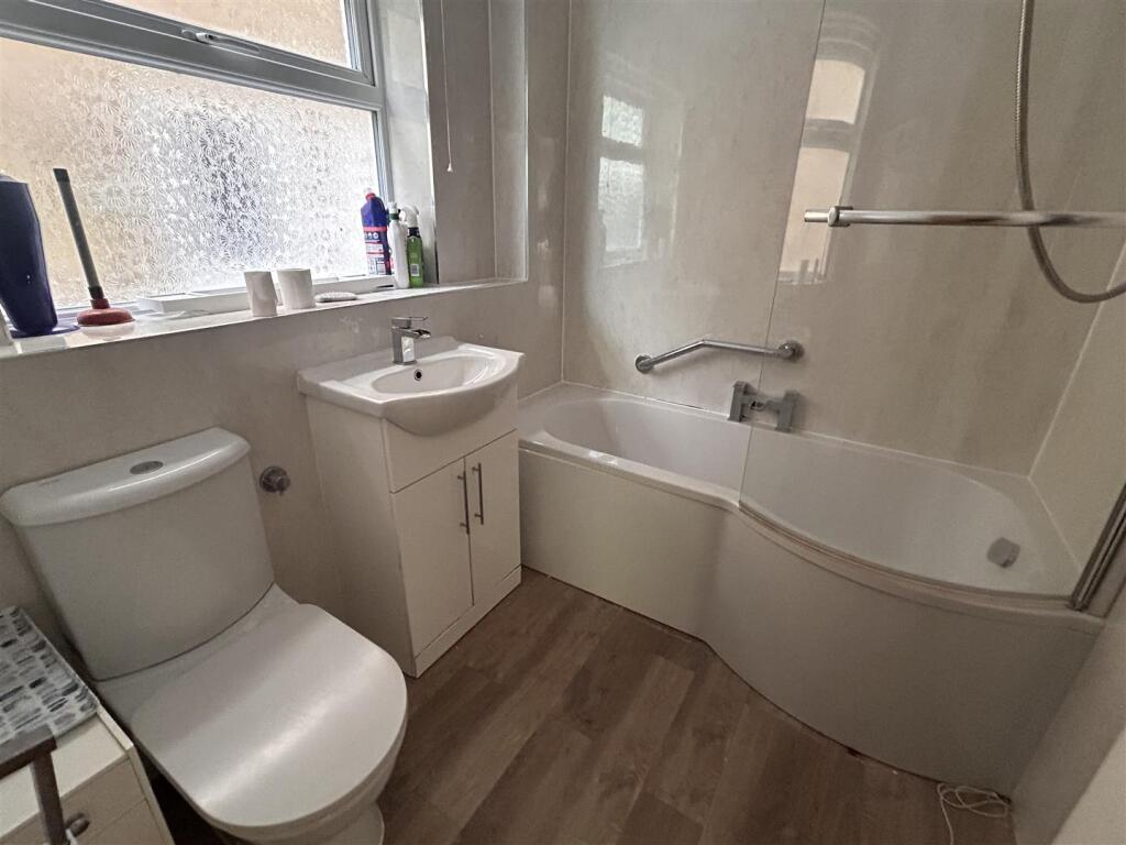 Additional image 5 of Pine Walk, Birmingham, B31