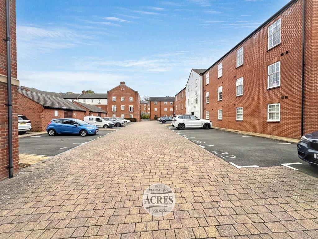 Additional image 21 of Horseshoe Crescent, Great Barr, Birmingham