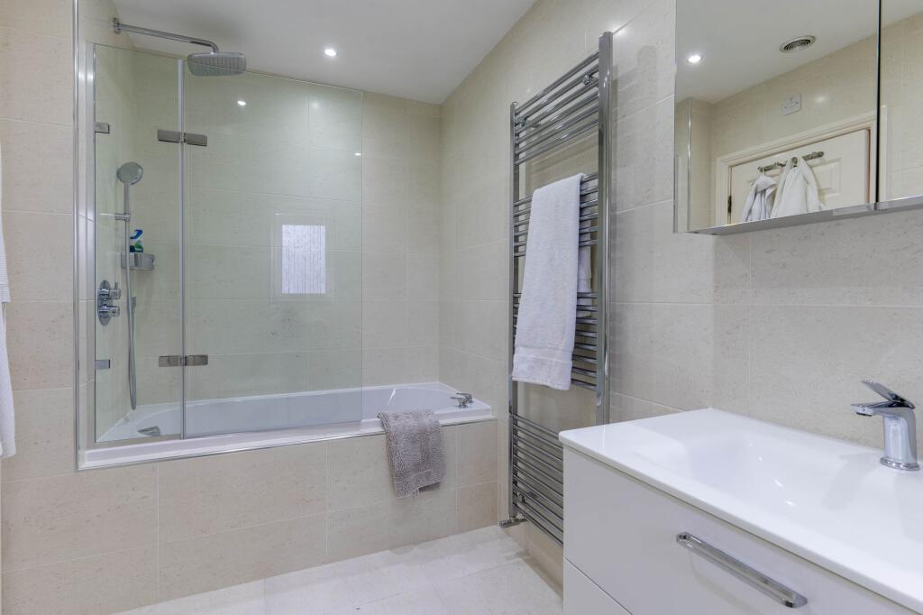 Additional image 20 of Greenhurst Drive, Barnt Green, B45