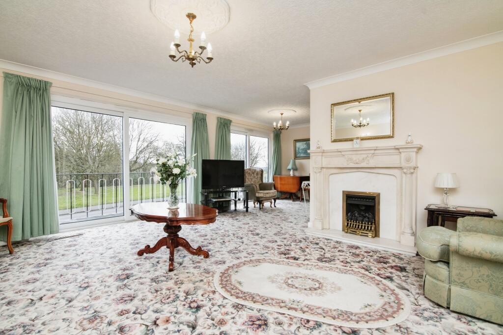 Additional image 2 of Longleat, Birmingham, B43