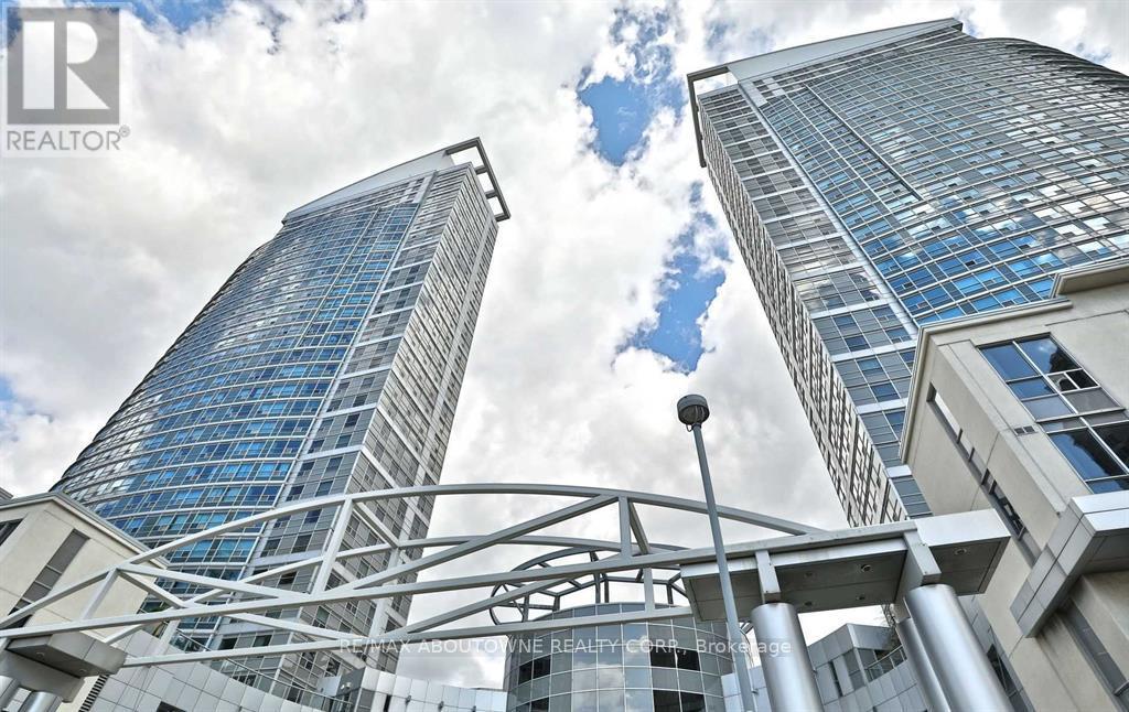 3205 - 36 LEE CENTRE DRIVE|Toronto (Woburn), Ontario M1H3K2