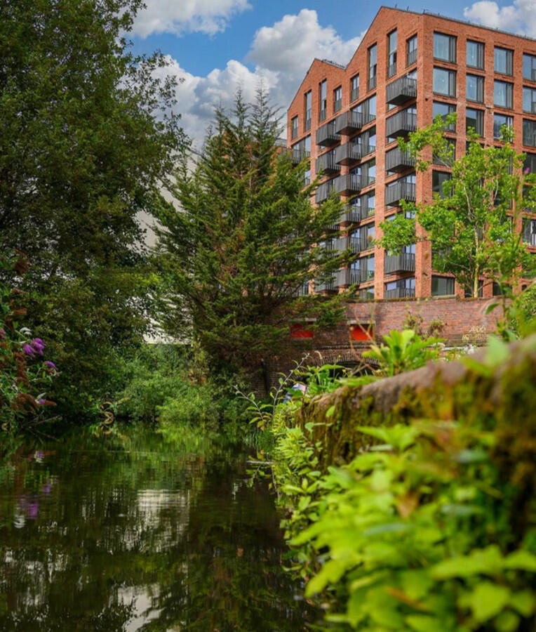 Additional image 9 of Belmont Wharf, Glasswater Locks, B4