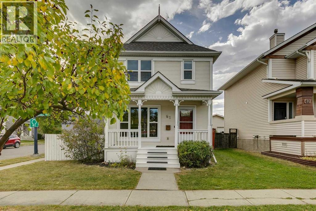 51 Inverness Grove SE|Calgary, Alberta T2Z3K3