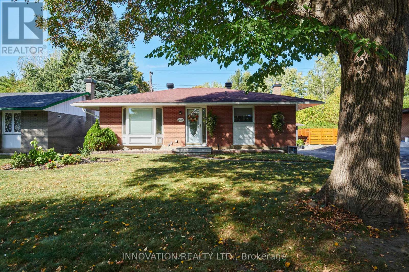 2569 HANLON AVENUE|Ottawa, Ontario K2B7X2