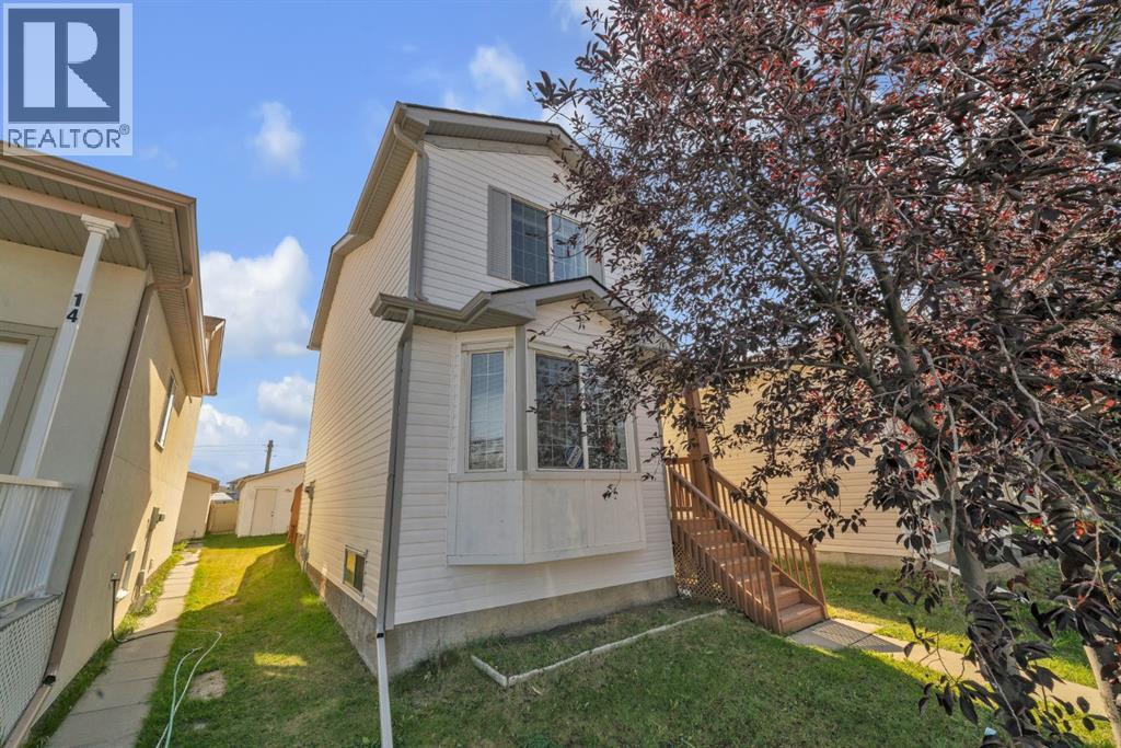 18 Martinvalley Way NE|Calgary, Alberta T3J4A1