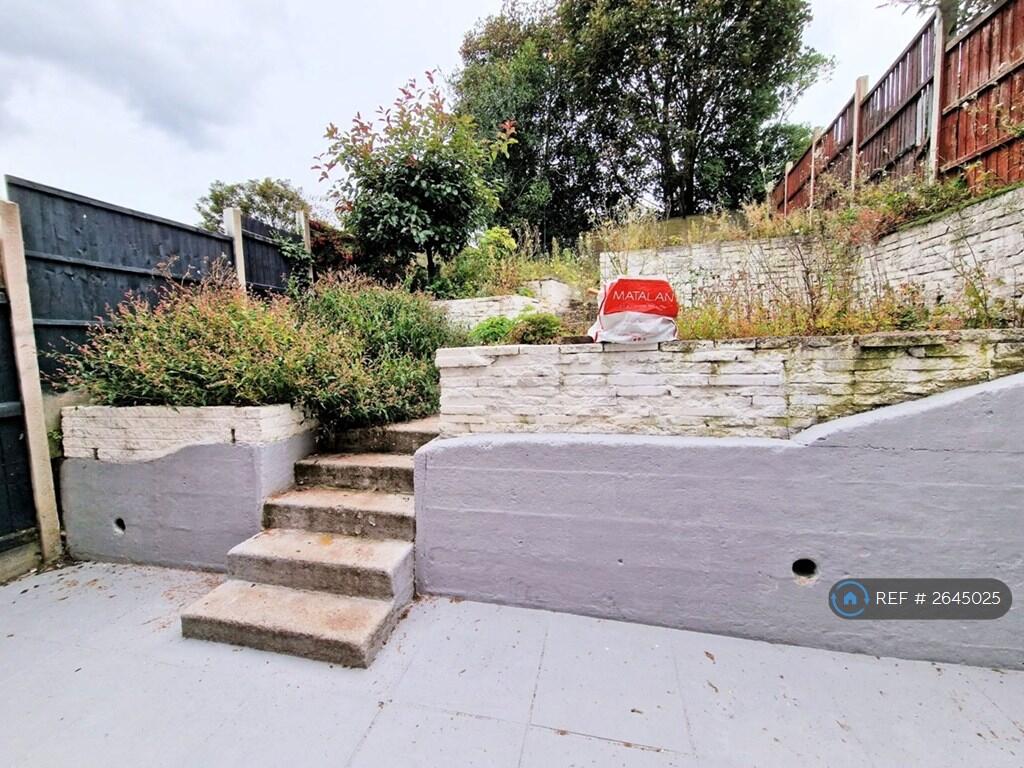 Additional image 8 of Aylesbury Crescent, Birmingham, B44