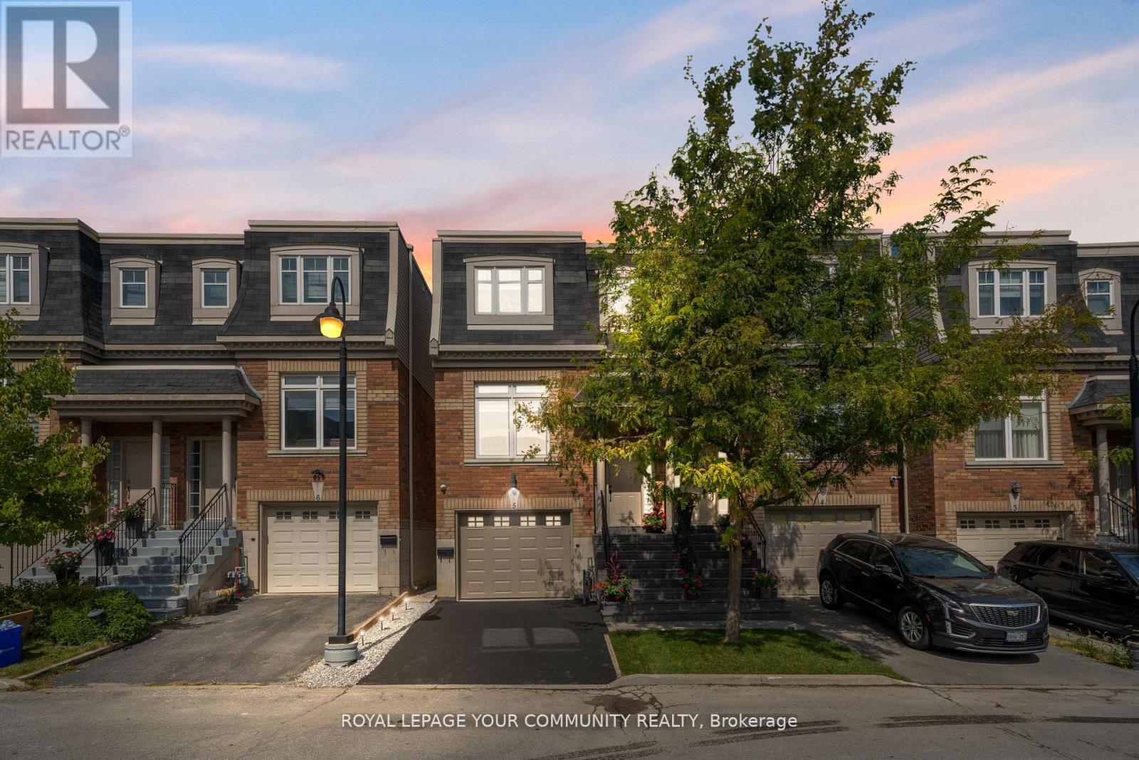 Property image for 5 - 8032 KIPLING AVENUE|Vaughan (West Woodbridge), Ontario L4L2A1