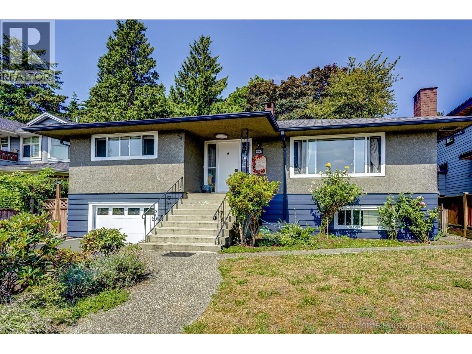 962 WHITCHURCH STREET|North Vancouver, British Columbia V7L2A6