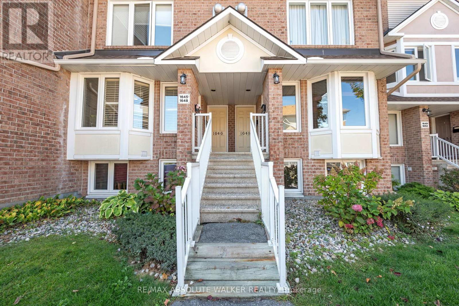 Property image for 1647 LOCKSLEY LANE|Ottawa, Ontario K1J1B6