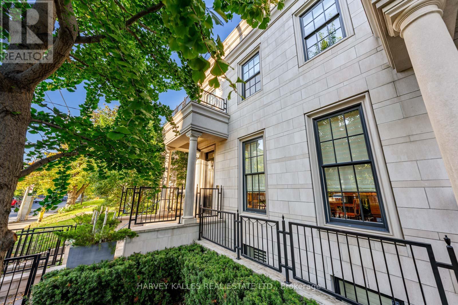 Property image for 1717B BATHURST STREET|Toronto (Forest Hill South), Ontario M5P3K4