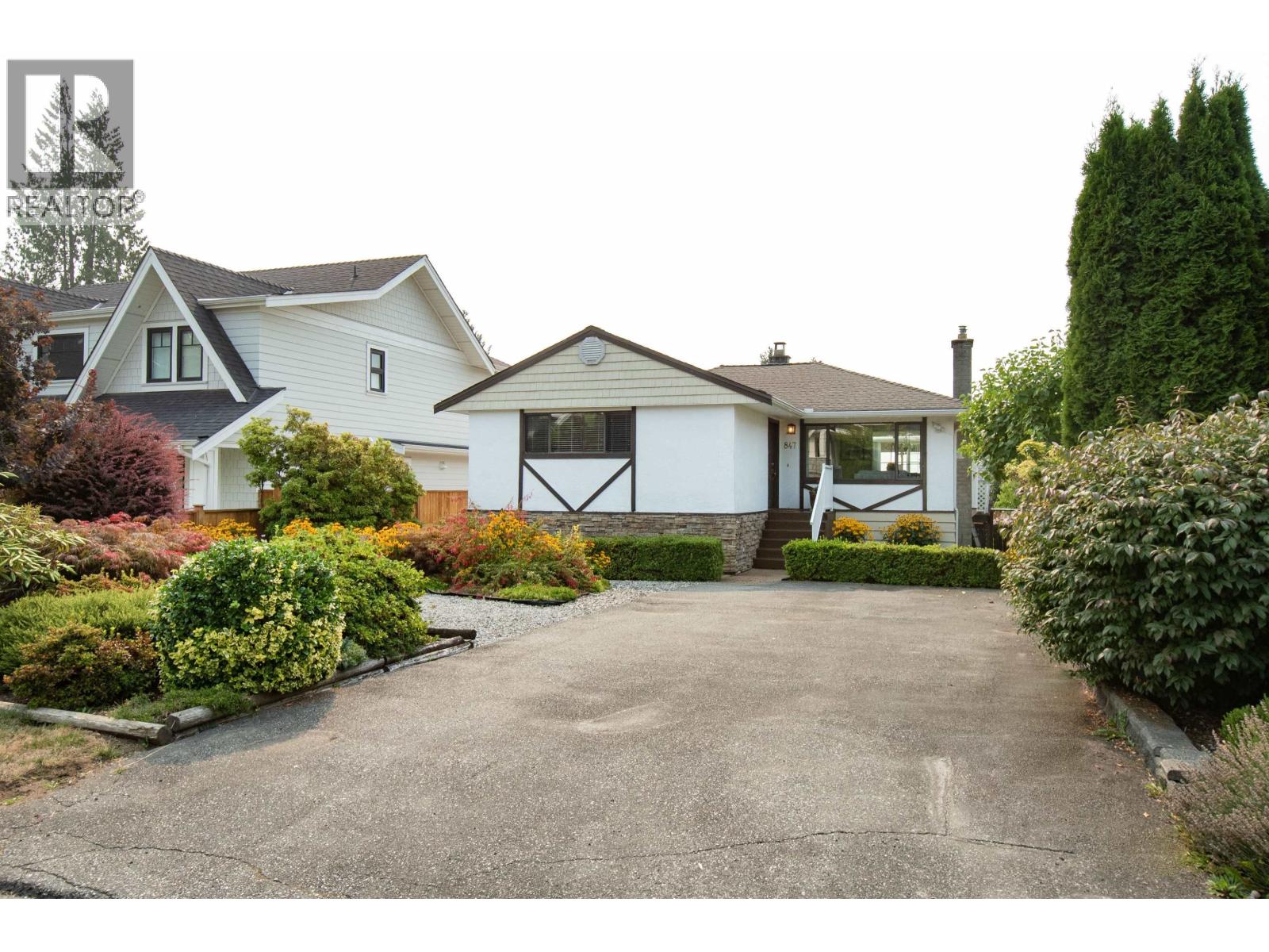 Property image for 847 E 13TH STREET|North Vancouver, British Columbia V7L2M8