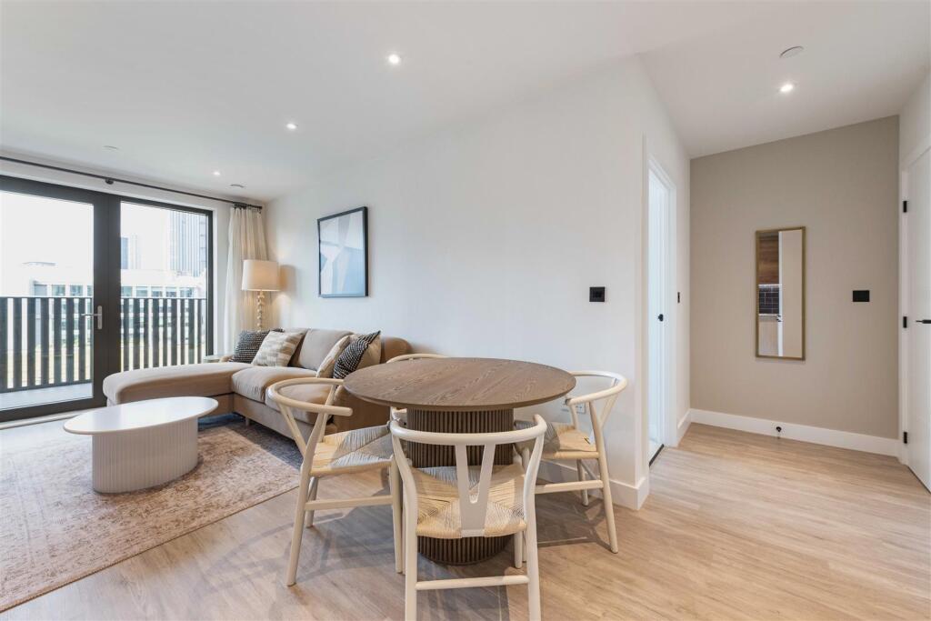 Additional image 5 of Glasswater Locks, Birmingham