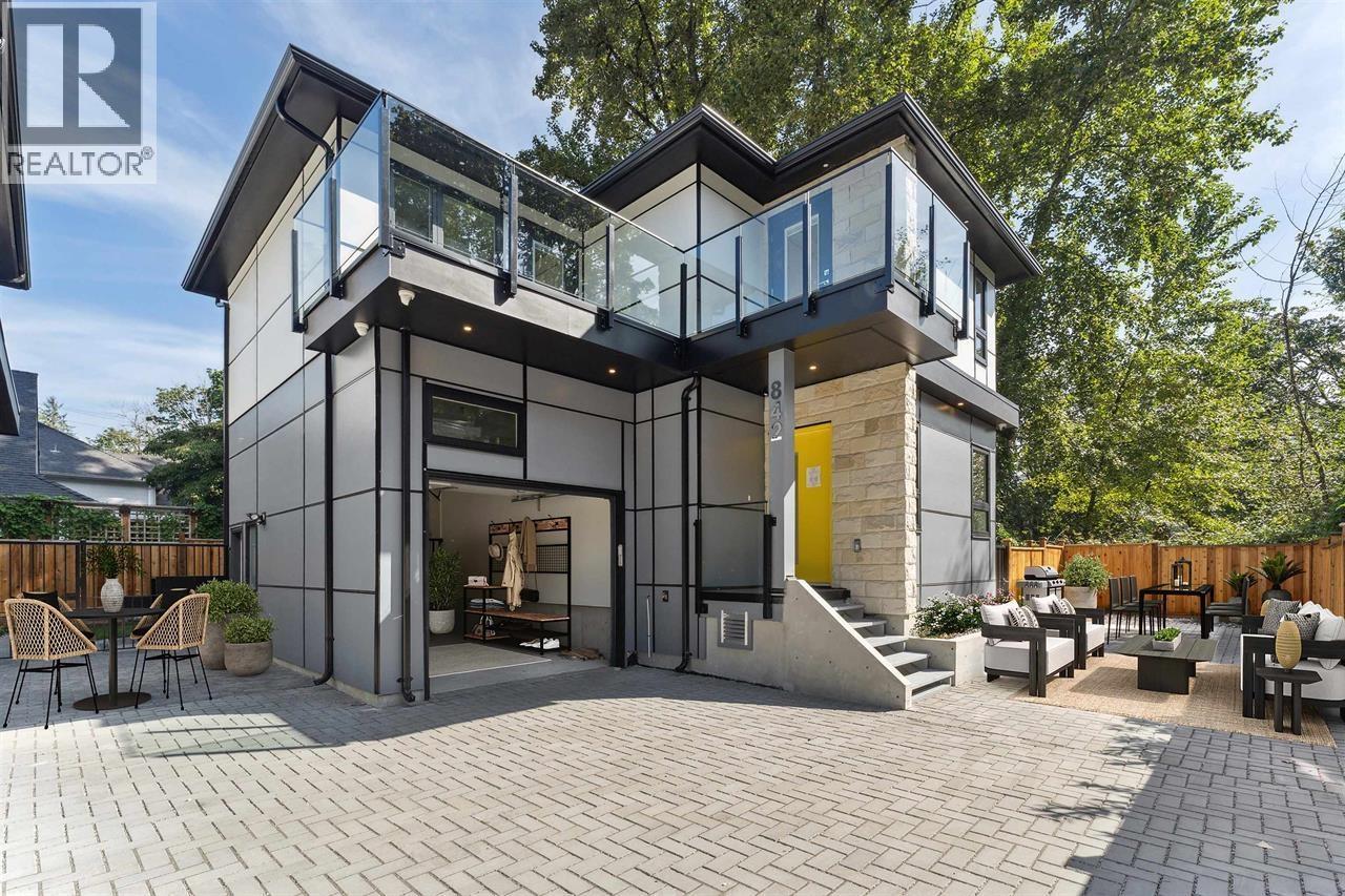 Property image for 842 ST. DENIS AVENUE|North Vancouver, British Columbia V7J2G4
