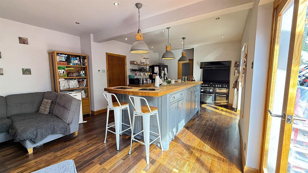 Additional image 9 of Grange Hill Road, Birmingham